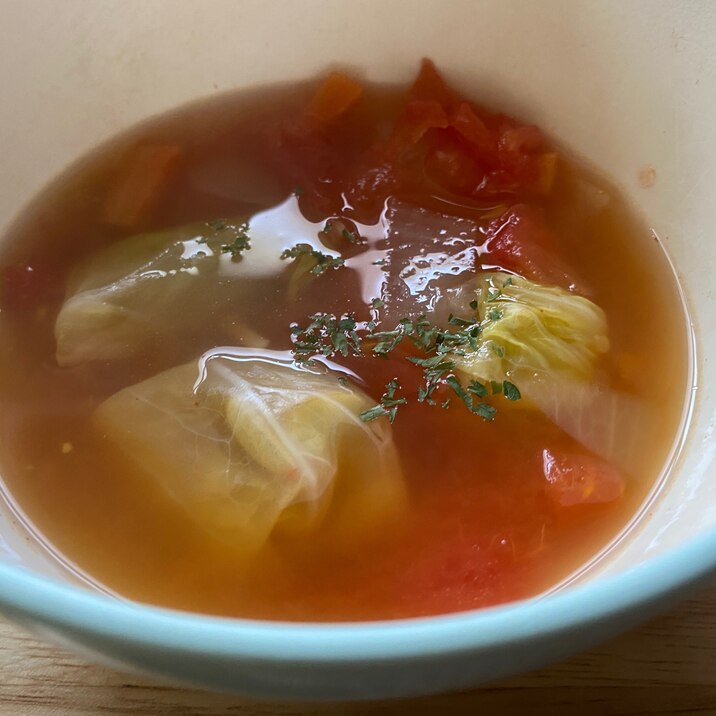 春キャベツロールのトマトスープ